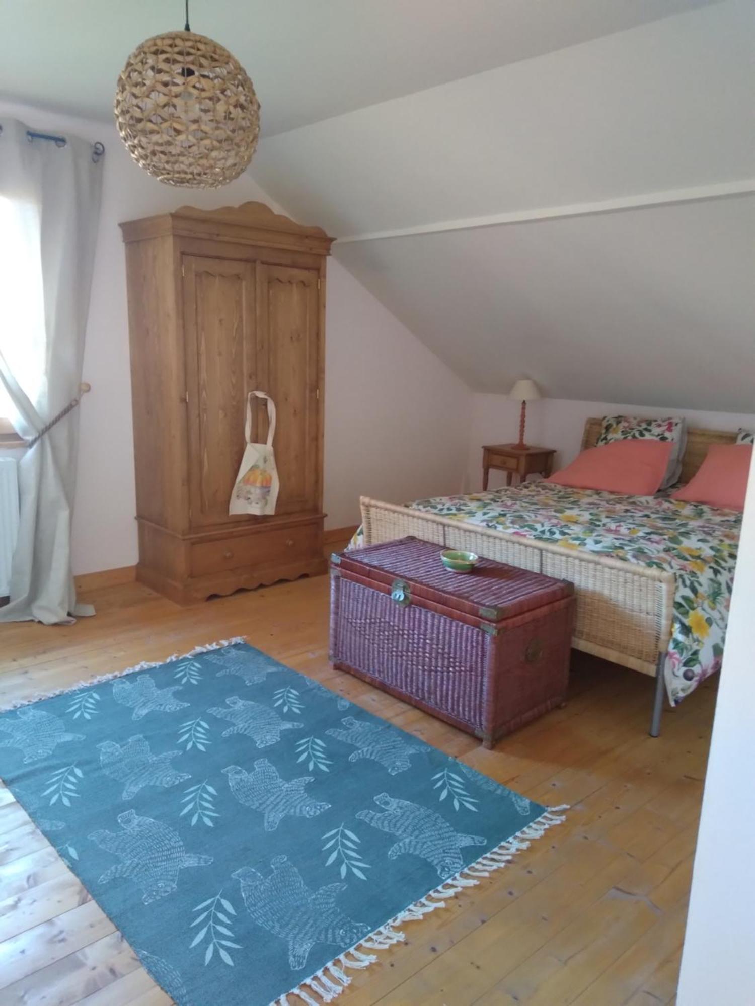 Le Fied Les Dames De La Saugiat Bed & Breakfast エクステリア 写真